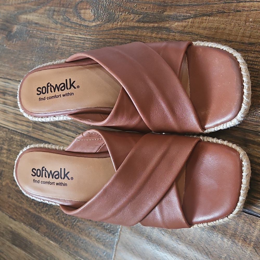 Softwalk Women's Brown Leather Espadrille Wedge Sandals. Size 7.5